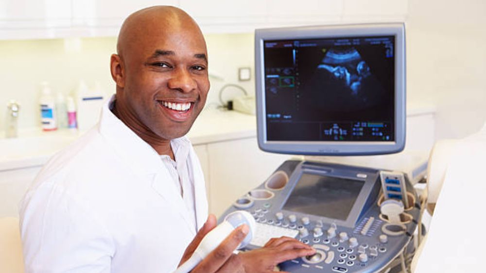 How Much Does an Ultrasound Tech Make